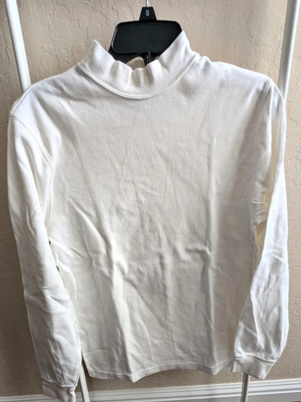 Roundtree & Yorke Long Sleeve Solid Mock Neck Pullover Small